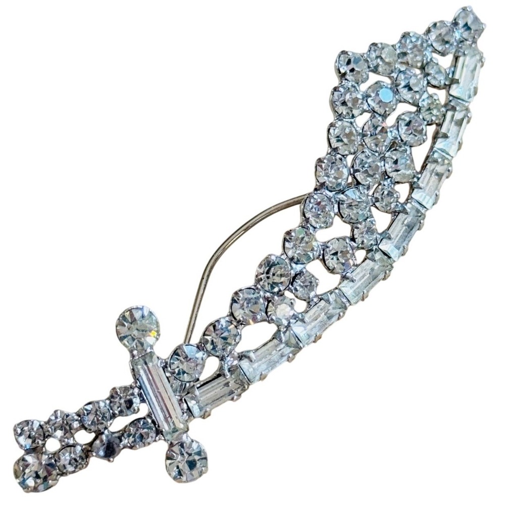 VTG Sword scimitar Pin Brooch Dagger Sparkly Austrian Crystal rhinestone silver